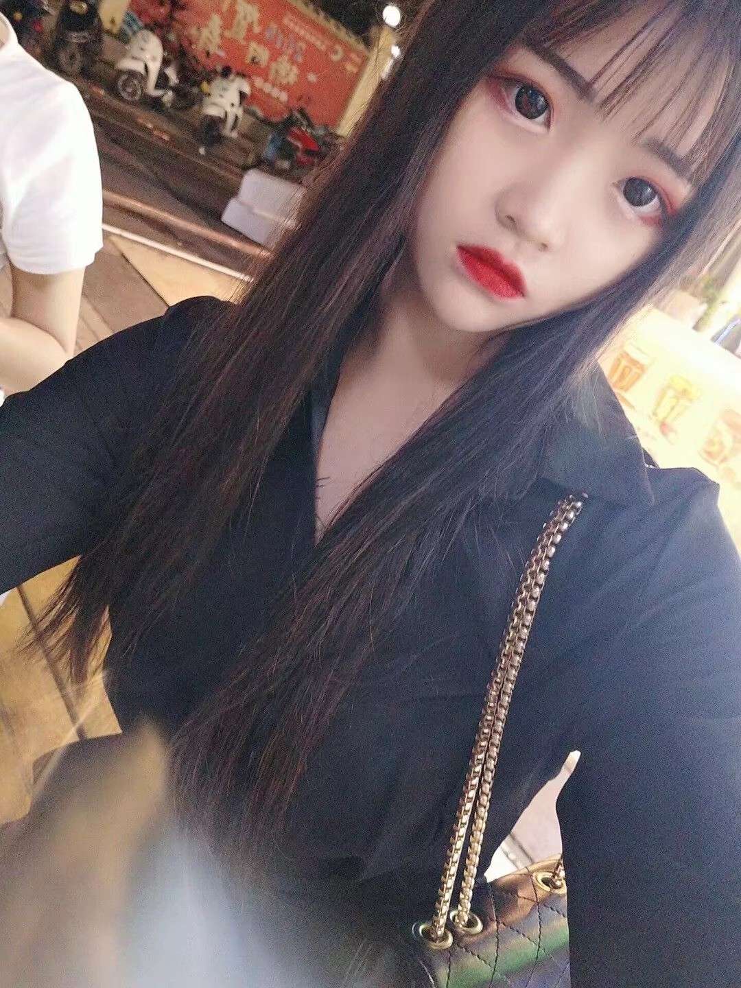 00后极品小姑娘